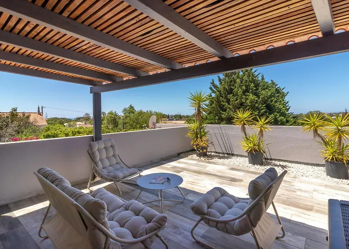 Willa Quinta Delsy *